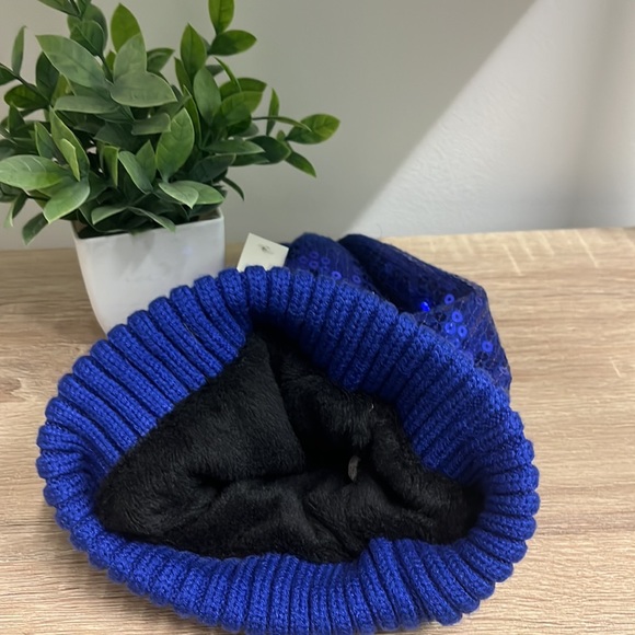 Royal Blue sequins hat.  New with tag.  One size fit all. - Picture 2 of 2